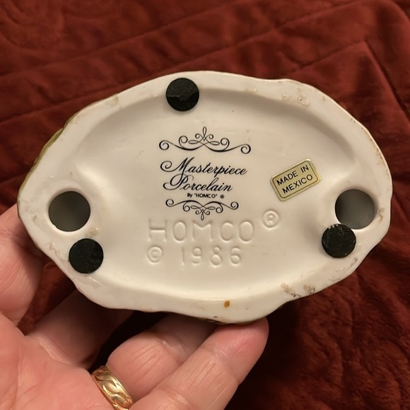 SQUIRREL! VTG Homco Masterpiece Porcelain Squirrel Figurine Signed Mizuno 1986 - Picture 5 of 13